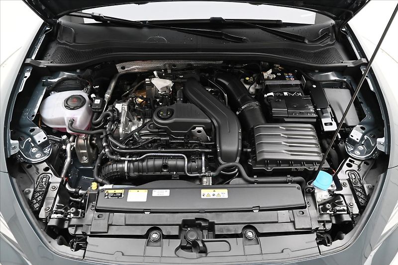 Seat Leon 1,5 TSI 85kW Style Záruka až 5 - fotka 9 z 30