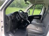 Peugeot Boxer (2020) 2.2HDi najeto pouze 26000 km ! - náhled 11