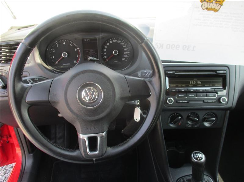 Volkswagen Polo 1,2 TSi, klima, serv. kniha, - fotka 13 z 25