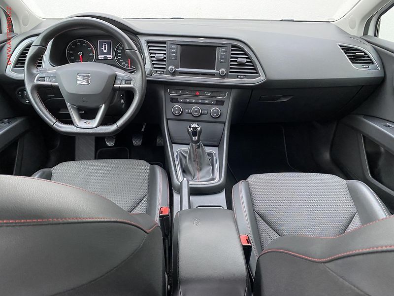 Seat Leon (2015) 1.4 TSi, 2.maj,ČR, LED, navi - fotka 8 z 19
