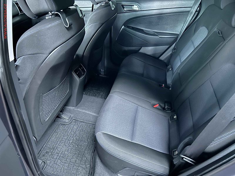 Hyundai Tucson (2017) 1.7 CRDi, ČR, AT, navi, LED - fotka 10 z 17