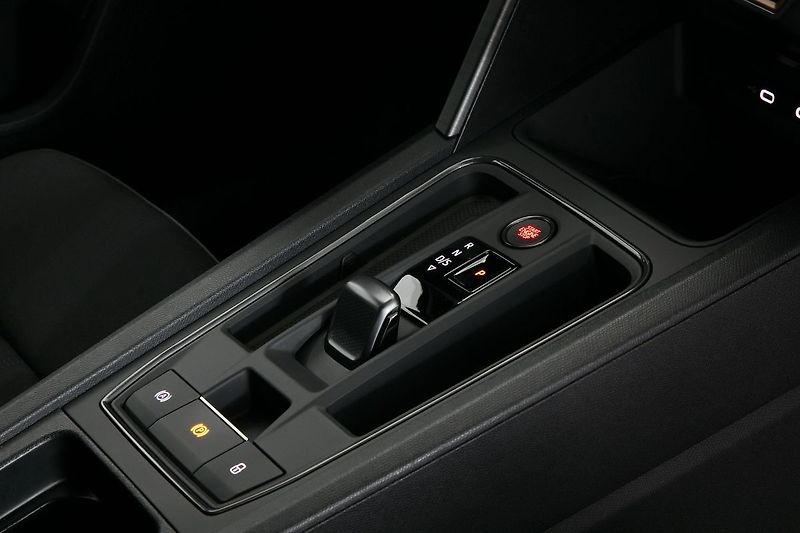 Cupra Formentor 2.0TSI 140kW DSG Matrix ZÁRUKA - fotka 22 z 37