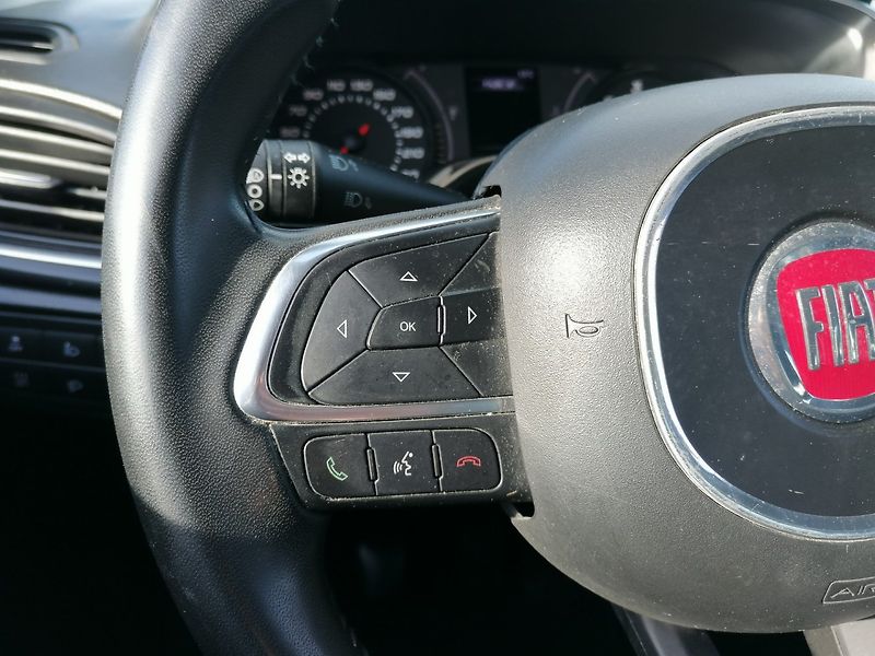 Fiat Tipo (2018) 1.6 JTD Navi,Kamera - fotka 15 z 21