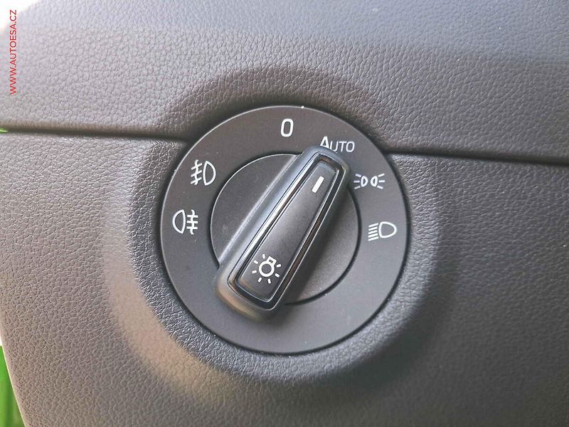 Škoda Octavia (2016) 2.0 TSi, RS, TZ, bixen, navi - fotka 12 z 18