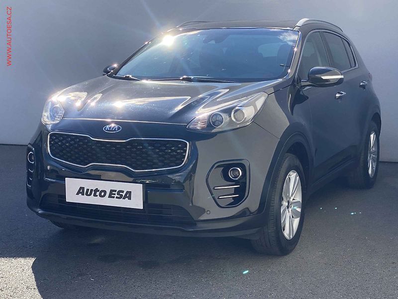 Kia Sportage (2018) 1.6 GDi, Navi, kamera, kůže - fotka 3 z 18