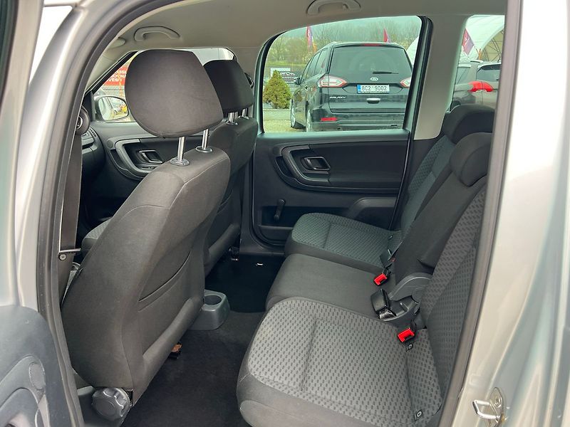 Škoda Roomster 1.6 TDi - fotka 6 z 15