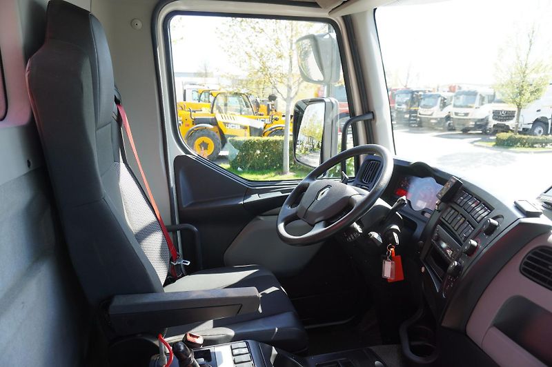 Renault (2020) C280 DTI 8 / FASSI crane - fotka 21 z 24