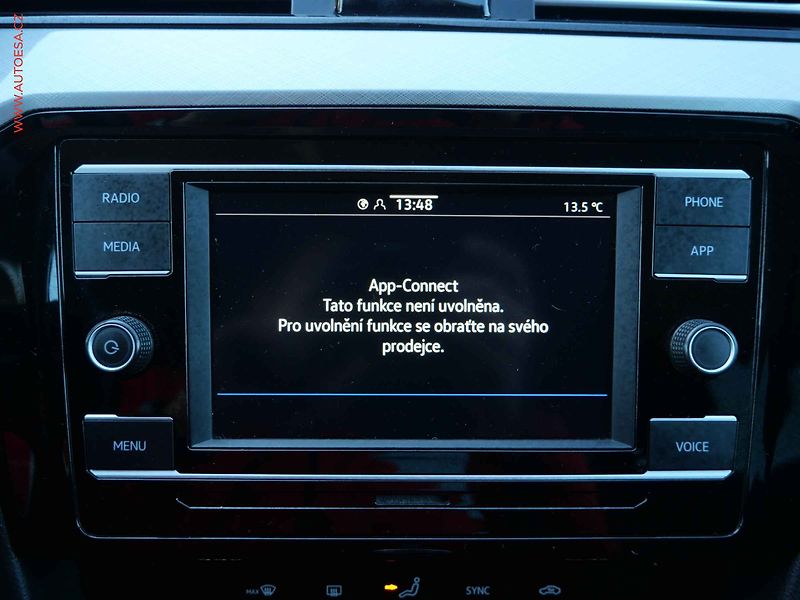 Volkswagen Passat (2020) 1.5 TSi, ČR, Business, LED - fotka 21 z 24
