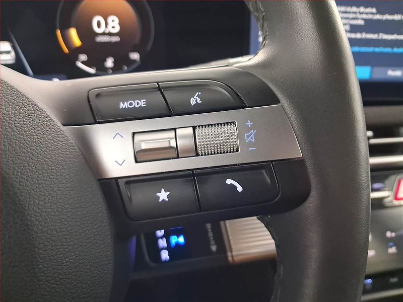 Hyundai Tucson (2024) 1.6 T-GDI 48V MHEV - fotka 17 z 21