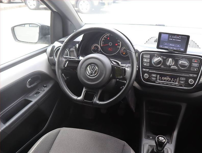 Volkswagen up! (2014) 1.0 MPI, Navi, Tempomat - fotka 7 z 20