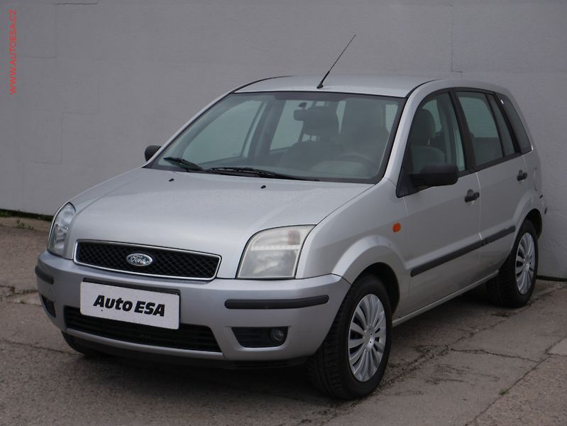 Ford Fusion (2003) 1.4i, AC, park.čidla - fotka 3 z 14