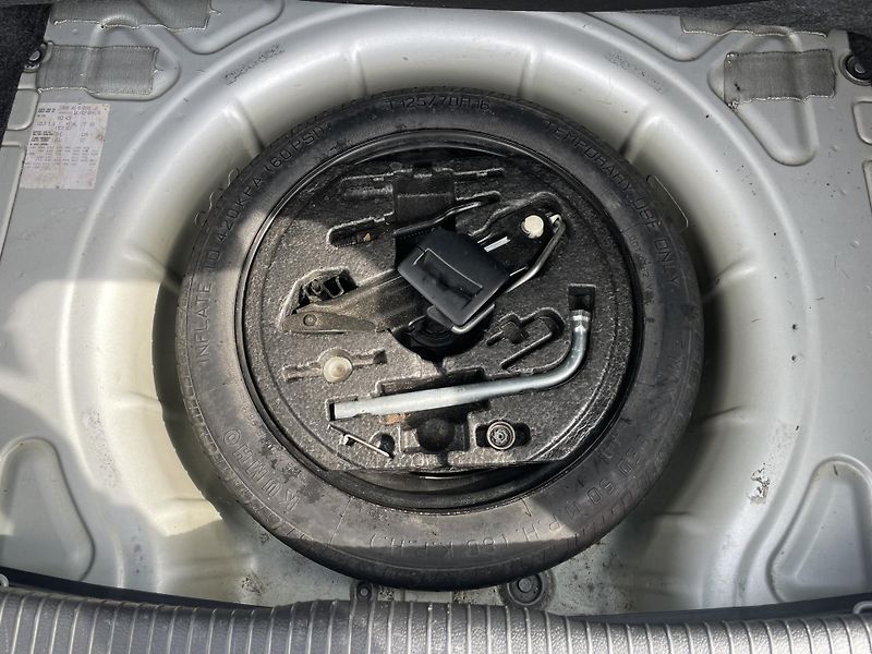 Volkswagen Golf 1.6TDi 105PS  6 HIGHLINE TOP!! - fotka 122 z 176