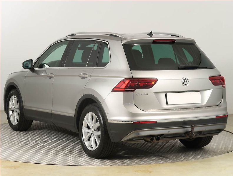 Volkswagen Tiguan (2018) Highline 2.0 TDI - fotka 4 z 23