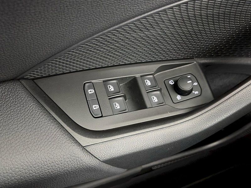 Škoda Octavia (2025) Combi DSG 1.5TSI 110kW SportLi - fotka 24 z 30