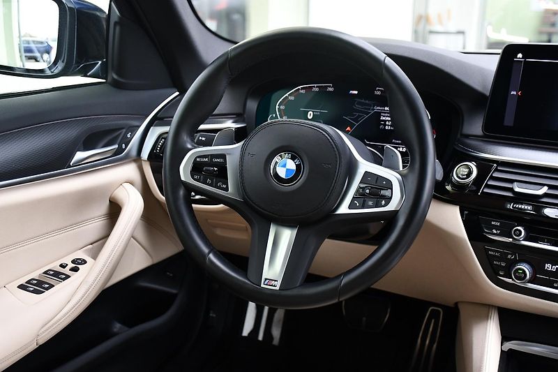 BMW Řada 5 520i M-SPORT 1M ČR REZERVACE - fotka 6 z 39