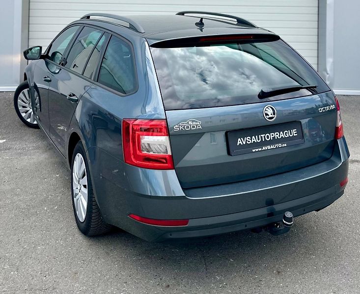 Škoda Octavia (2017)  III FL COMBI 1.6 TDI DSG 85KW - fotka 6 z 18