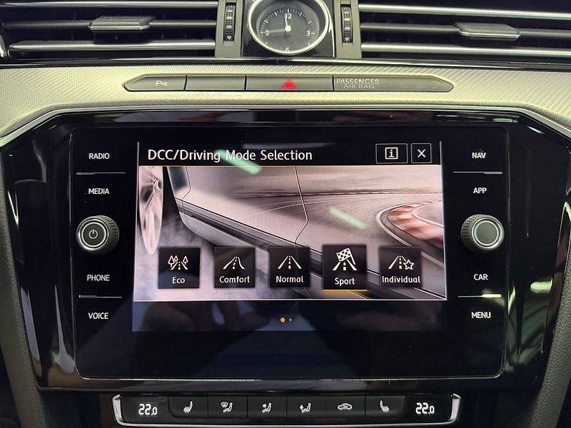 Volkswagen Arteon 2.0 Bi-TDI 176KW DSG 4M R-LINE - fotka 16 z 32