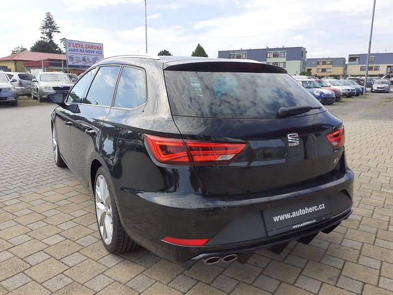 Seat Leon (2018) 1.4 TSi FR 110Kw - fotka 5 z 49