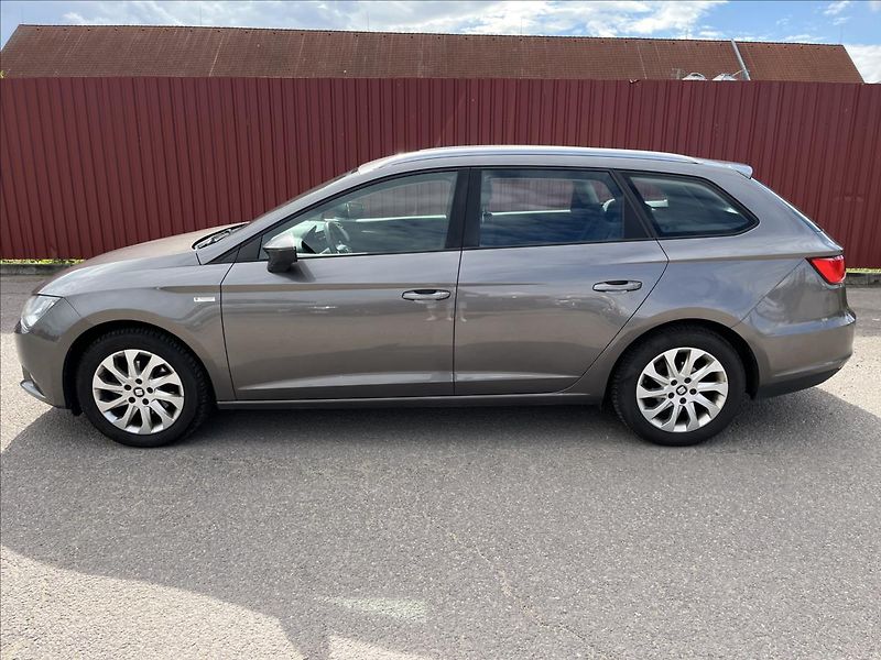 Seat Leon 1,4 TSi 92KW KLIMA ROZVODY - fotka 4 z 40
