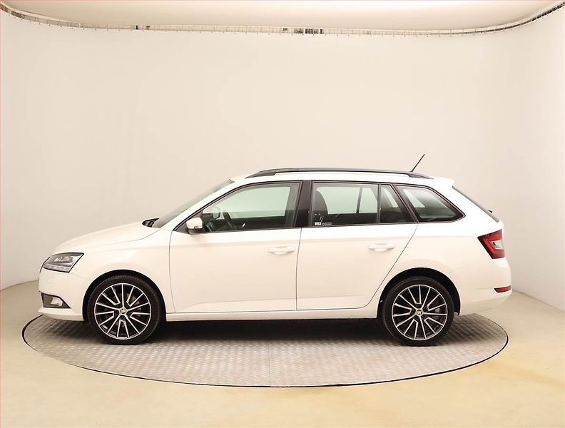 Škoda Fabia (2019) 1.0 TSI, Tempomat - fotka 3 z 22