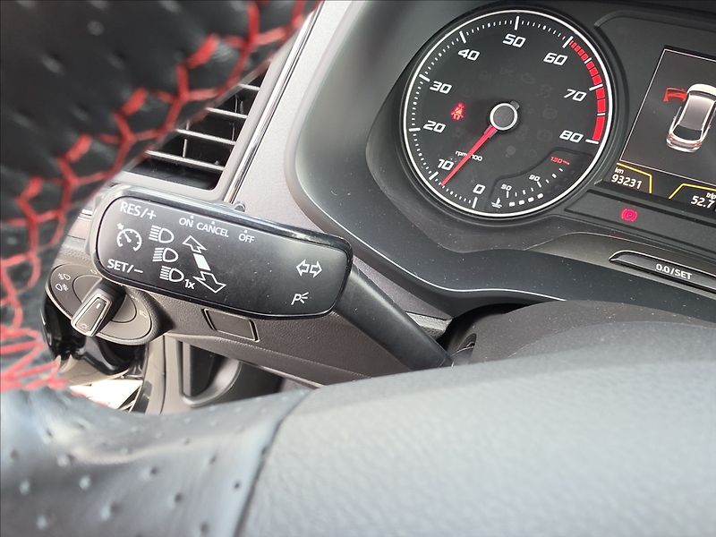 Seat Leon 1,4 TSi 110KW ST FR+ KŮŽE NAVI - fotka 17 z 46