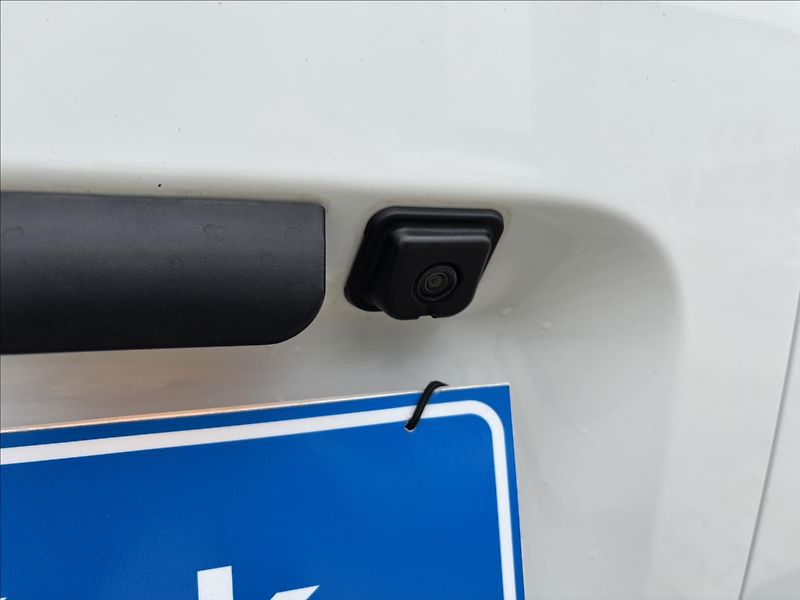 Peugeot Partner 1,2 Puretech 81kW Active L1 - fotka 12 z 35