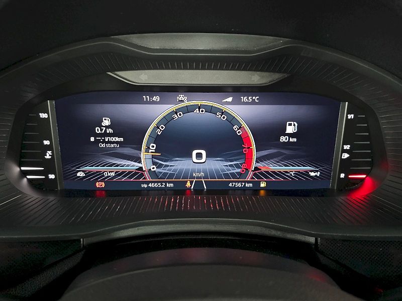 Škoda Kamiq (2022) 1.5TSI 110kW Monte Carlo komfo - fotka 11 z 31