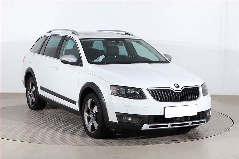 Škoda Octavia (2015) Scout 2.0 TDI, 4X4, Automat - fotografie inzerátu