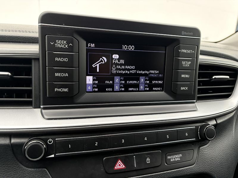 Kia Ceed 1.4 CVVT 73kW COOL - fotka 17 z 20