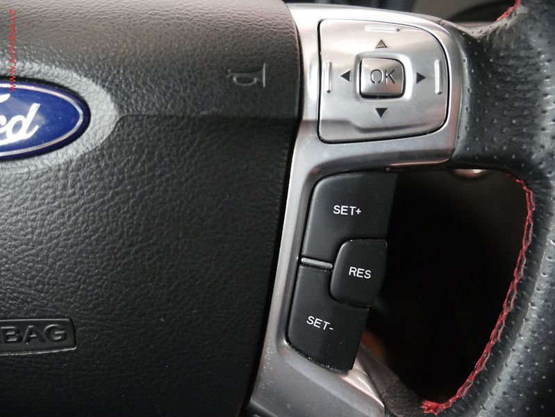 Ford S-MAX (2013) 2.2 TDCi, Titanium S, AT - fotka 15 z 24