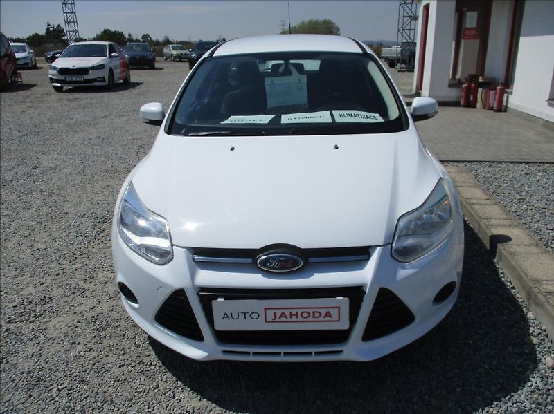 Ford Focus 1,6 TDCi, klima,serv.kniha,CZ, - fotka 2 z 29