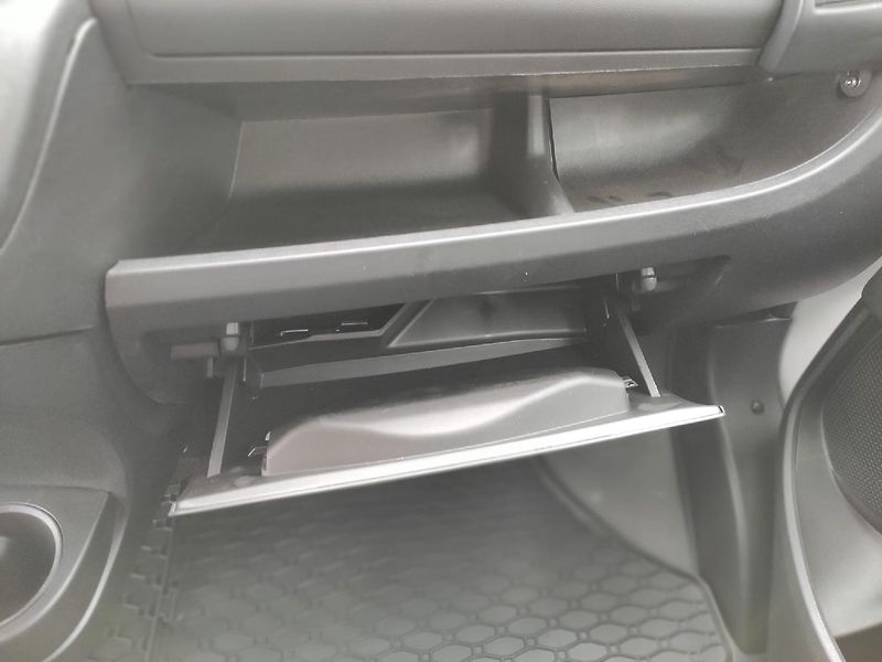 Peugeot Boxer (2026) 2.2HDI 120kMAN6 KAMERA REZERVA - fotka 29 z 29