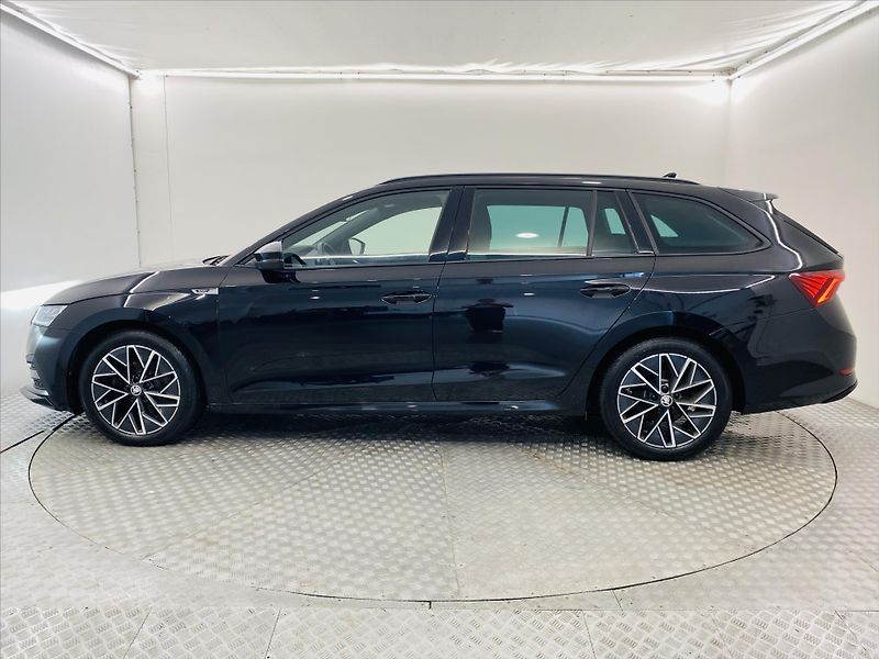 Škoda Octavia 2,0 TDI 110kW DSG SportLine - fotka 3 z 27