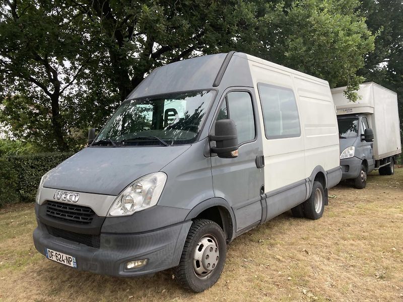 Iveco Daily 2,3td 93kW Rollercab 7 míst - fotografie inzerátu