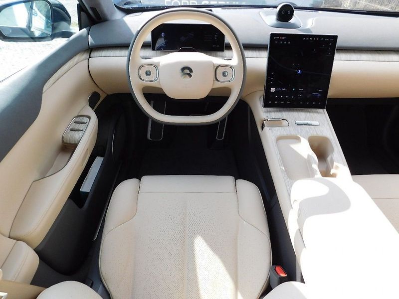 NIO ET7 PŘEDVÁDĚCÍ VŮZ, ZÁRUKA,480KW - fotka 10 z 33
