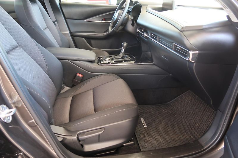 Mazda CX-30 2,0 G122 Plus serviska, ČR - fotka 20 z 33
