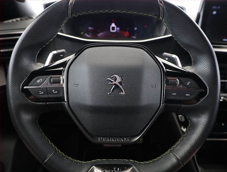 Peugeot 2008 (2022) GT Line 1.2 PureTech, Automat - fotka 8 z 19