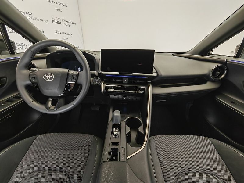 Toyota C-HR 2.0 Hybrid 4x4 Executive - fotka 15 z 44