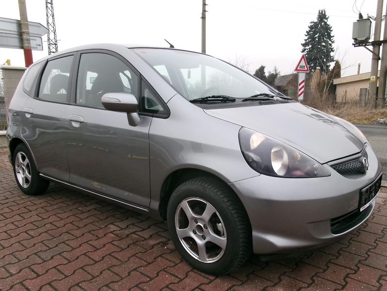 Honda Jazz (2005) 1,3i - ZADÁNO - fotka 10 z 27