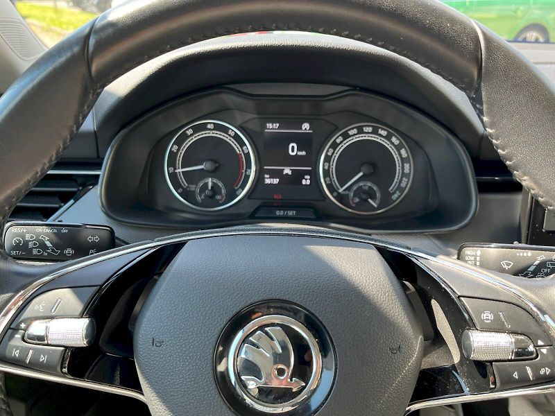 Škoda Kamiq (2023) 1.0 TSI 81 kW Ambition - fotka 22 z 28