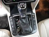 Škoda Superb (2013) 2.0 TDi 4x4, 2.maj, DSG - náhled 22