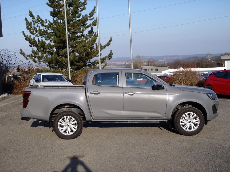 Isuzu D-Max Double Cab LS - fotka 4 z 25