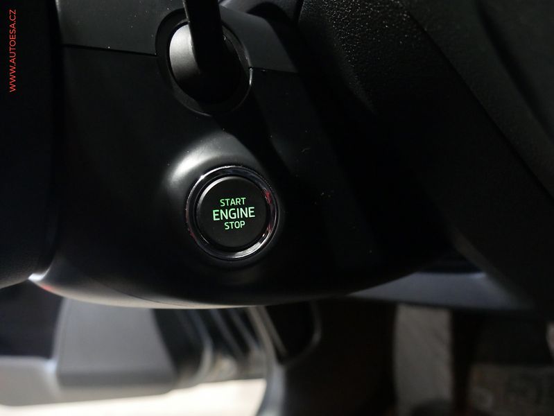 Škoda Octavia (2018) 2.0TSi, ČR, L&K, DSG, LED - fotka 15 z 24