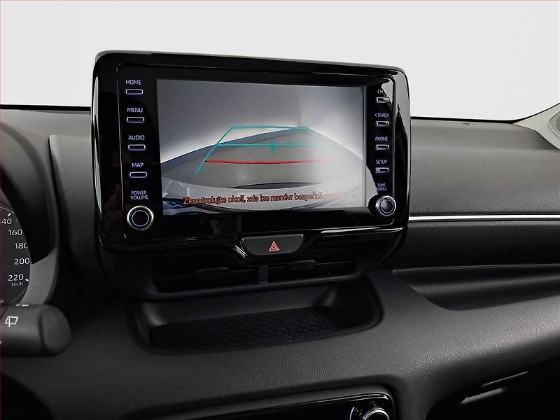 Toyota Yaris (2021) 1.5 VVT-i Hybrid, Automat, ČR - fotka 17 z 17