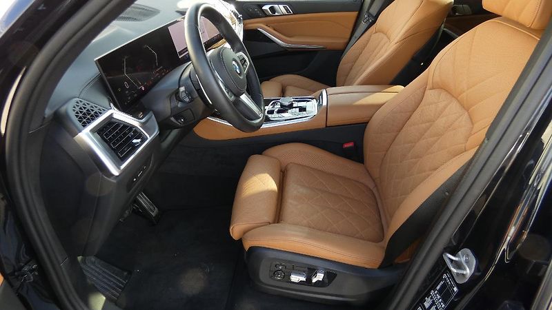 BMW X5 30d xDrive M Sport - fotka 16 z 21