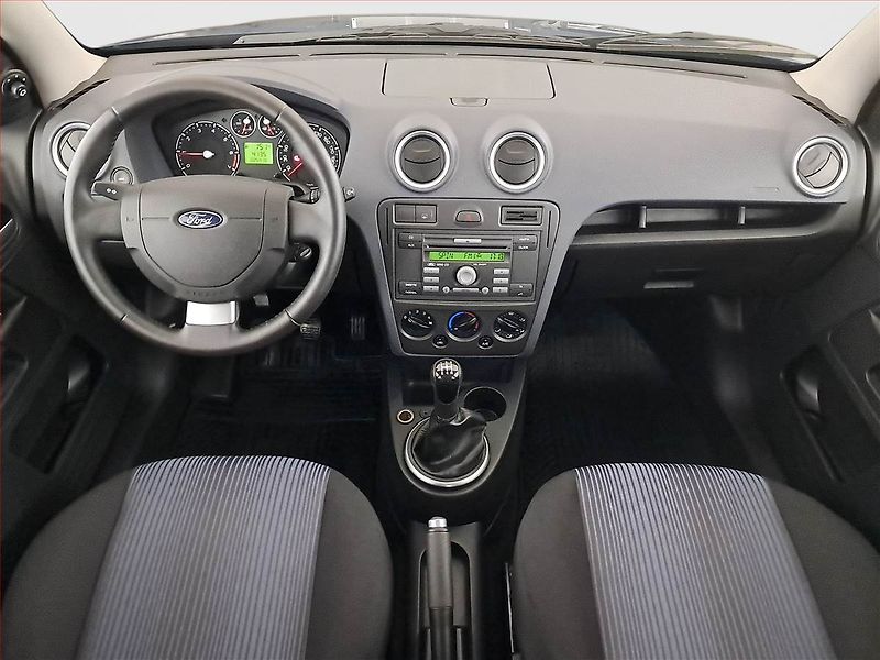 Ford Fusion (2010) 1.4, ČR,1.maj - fotka 8 z 13