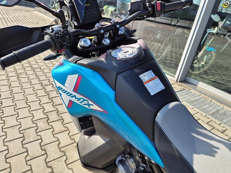 CFMOTO 800 MT (2026) X - fotka 15 z 20