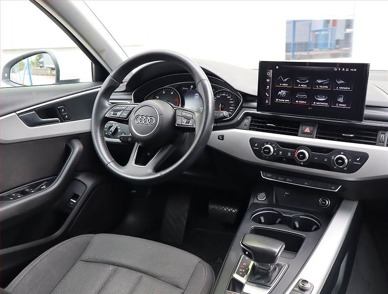 Audi A4 (2020) 30 TDI, Automat, Navi - fotka 7 z 19