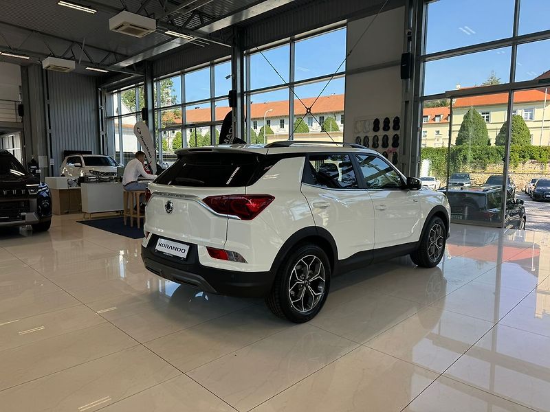 KGM Korando STYLE + 1.5 GDI-T 71735 - fotka 7 z 11