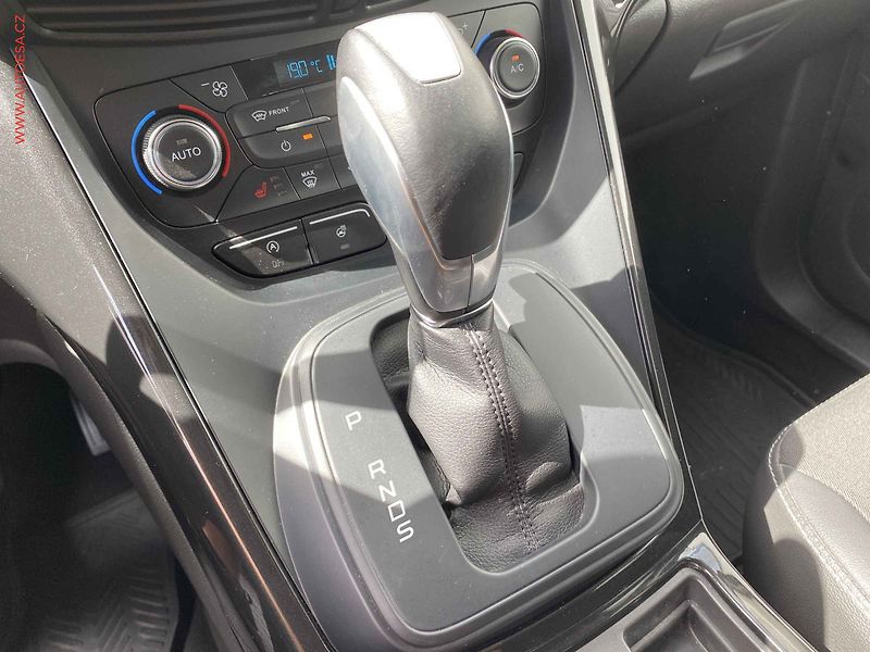 Ford Kuga (2017) 2.0TDCi 4x4, ČR, Titanium, AT - fotka 16 z 18